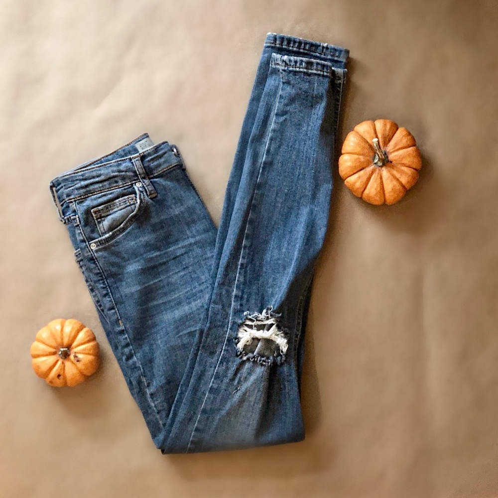 Topshop Jamie Ripped Jeans